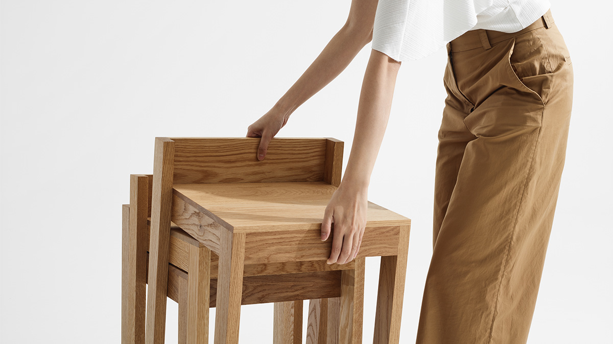 Foldable，Minimalist，Save space，Meet various lifestyles，Surface Chair 380，