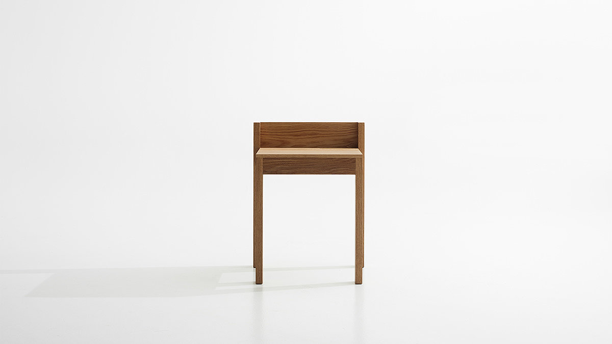 可折叠，极简，节省空间，满足各种生活方式，Surface Chair 380，