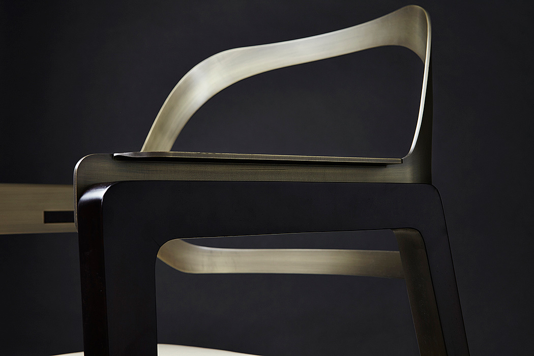 chair，walnut，outline，Leatherwear，Polished metal，