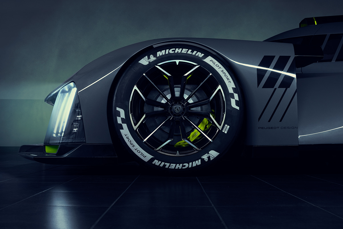 Peugeot 9X8 - REVEAL，Strong performance，Smooth lines，Technological innovation，