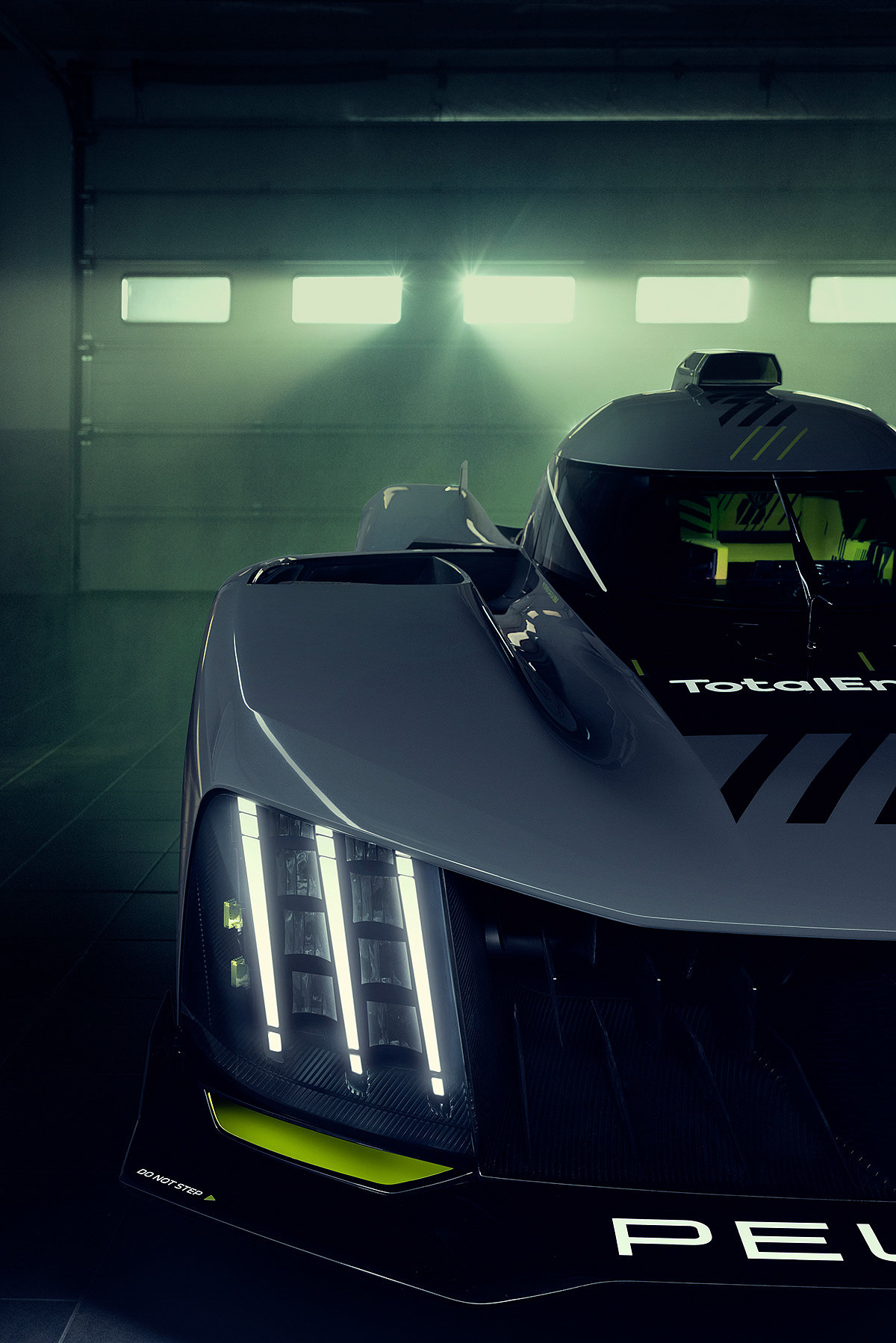 Peugeot 9X8 - REVEAL，Strong performance，Smooth lines，Technological innovation，