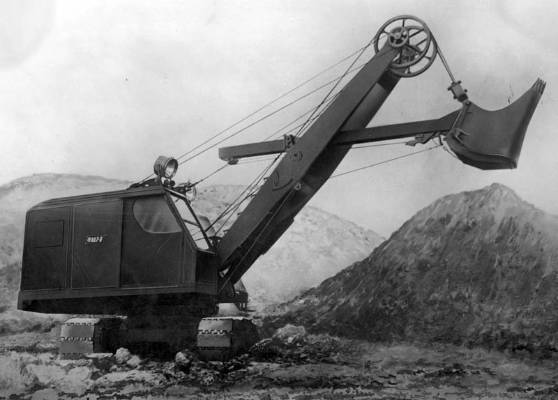 Design History，Red design，Soviet design aesthetics，Constructivism，Futurism，