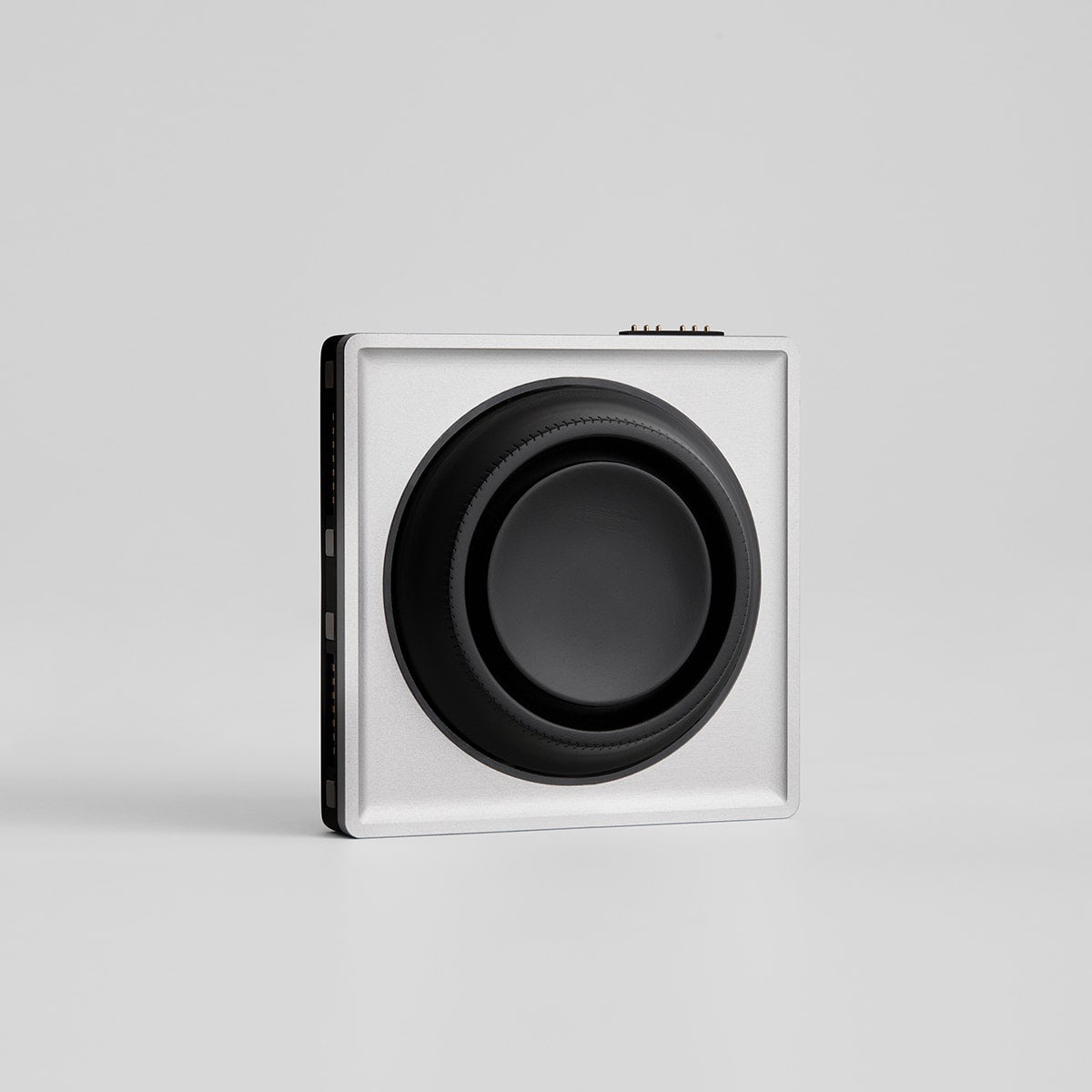 Monogram，modularization，Creative console，Interface，Multiple functions，