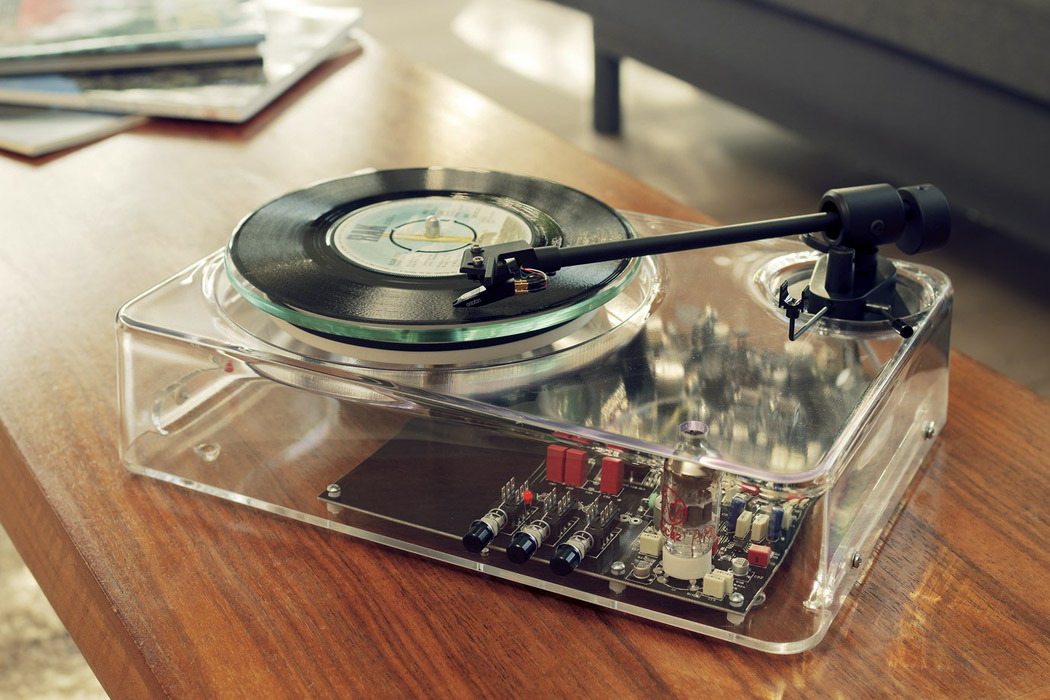 record，turntable，transparent，