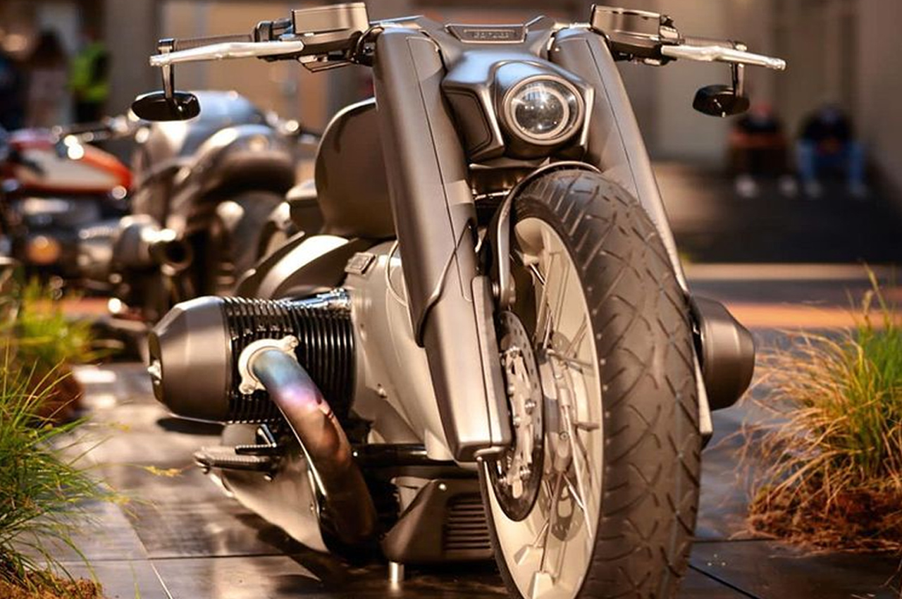 motorcycle，locomotive，bmw，