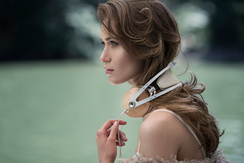 Retro，wood，headset，Earmuff，Head wear，