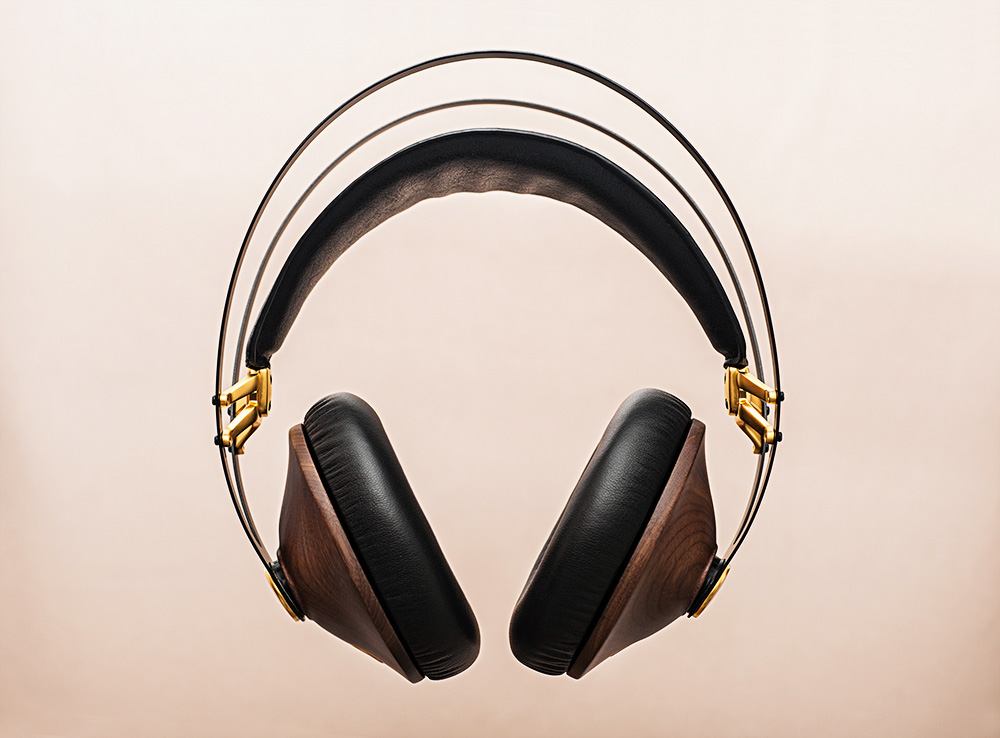 Retro，wood，headset，Earmuff，Head wear，