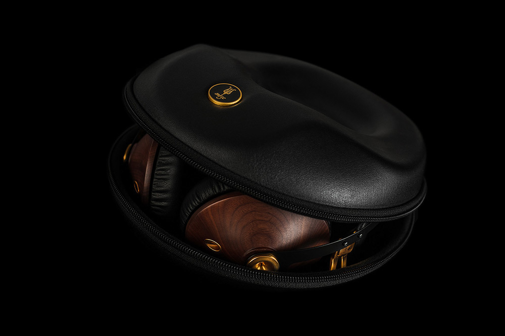 Retro，wood，headset，Earmuff，Head wear，