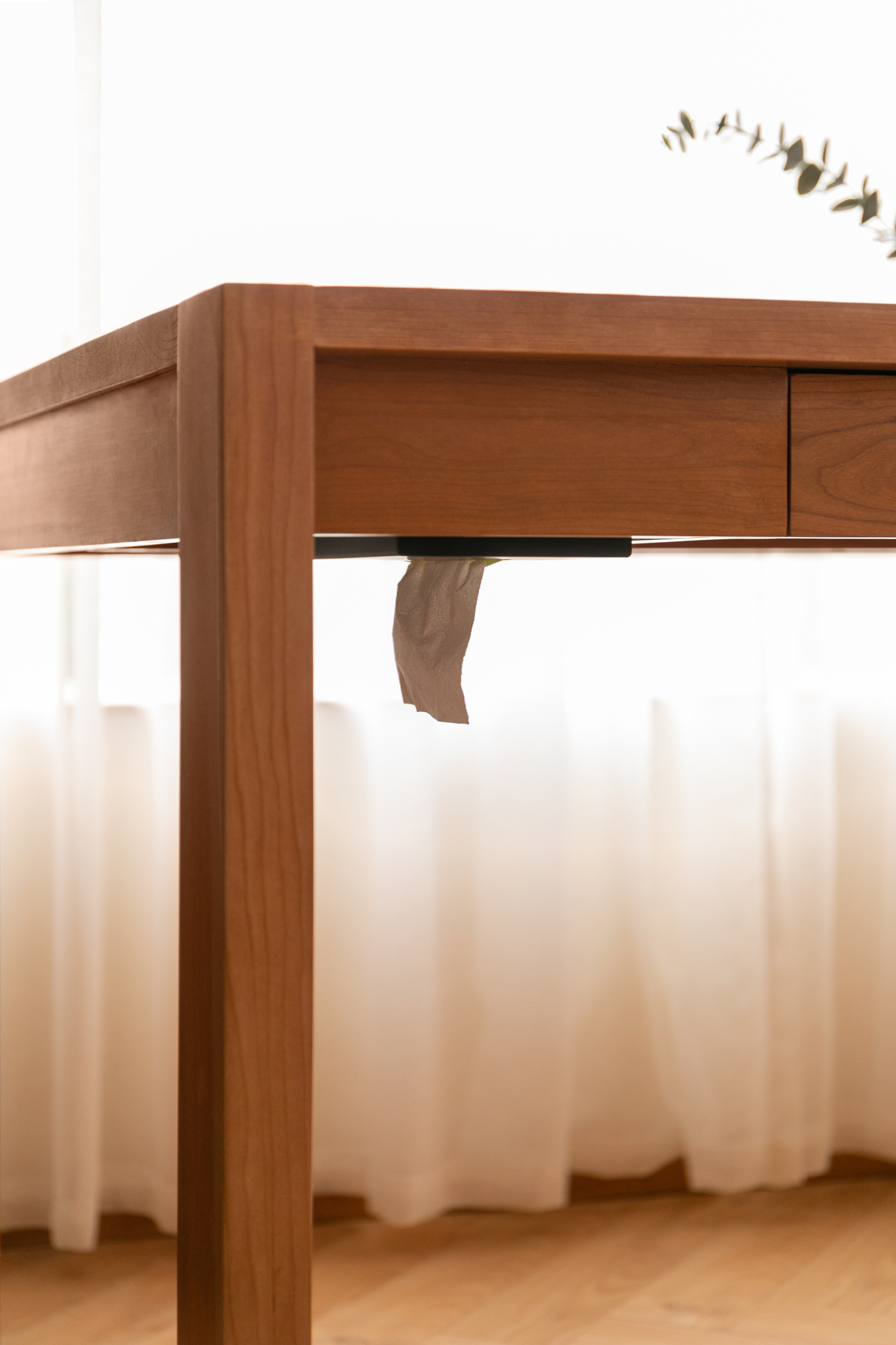 Japanese / Nordic / Yuji; Solid wood dining table; Drawer storage，