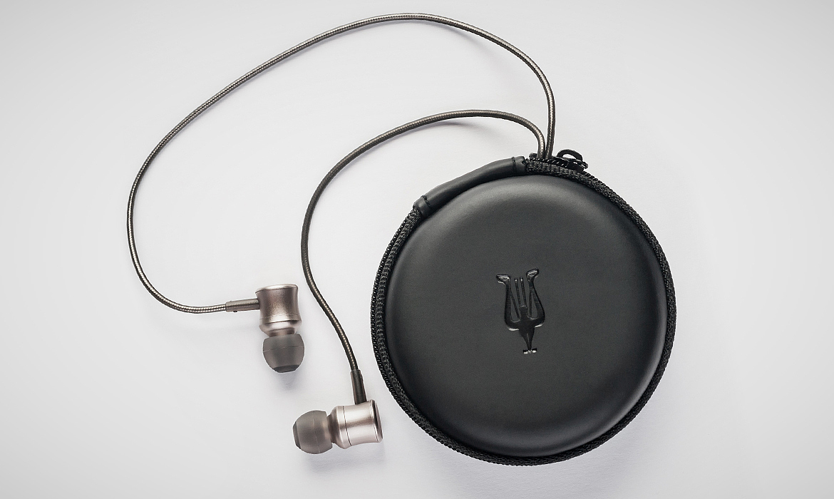 headset，Explosion diagram，drive-by-wire ，Iridium ，