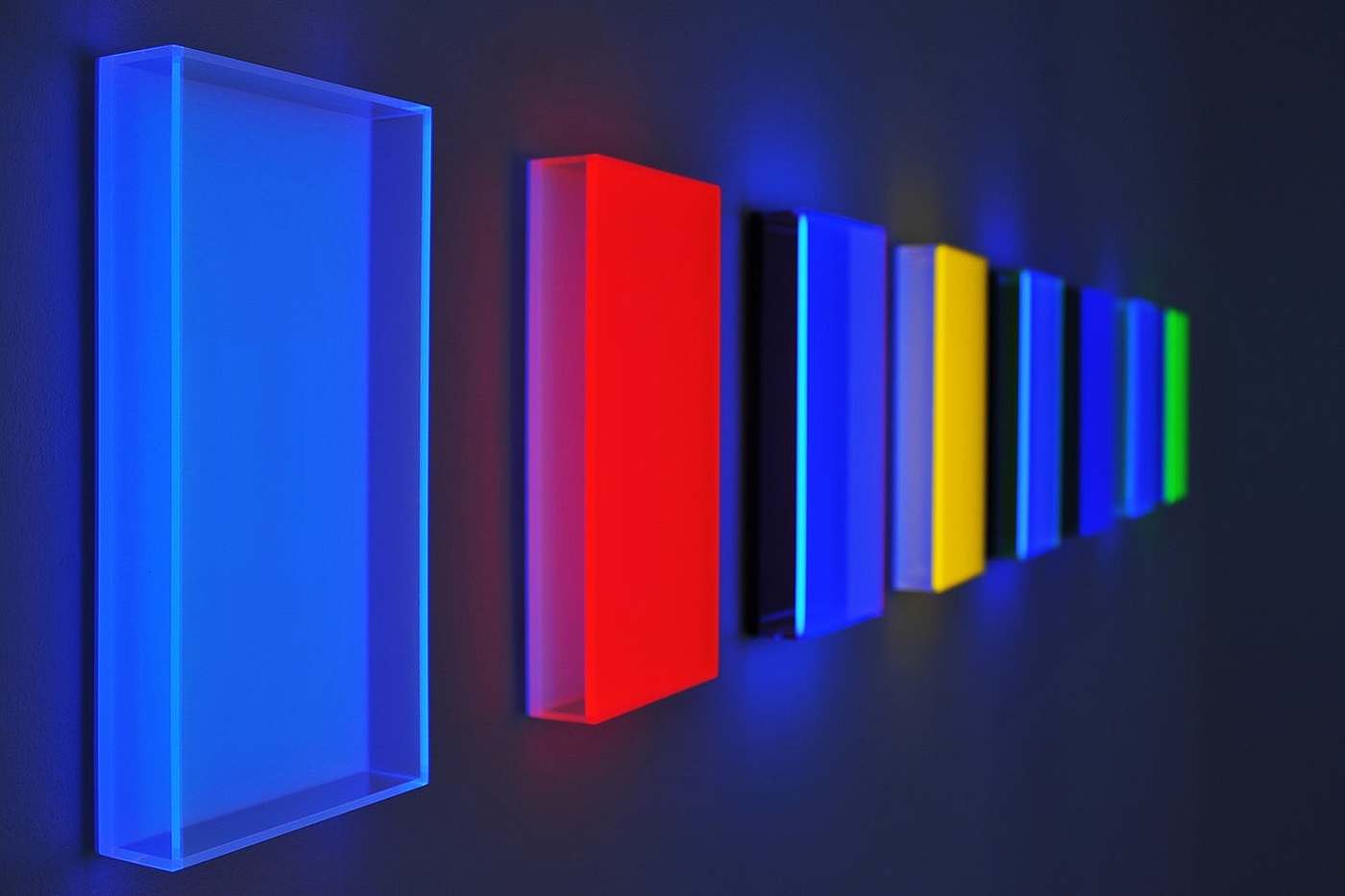 Minimalist art，light，Color space，