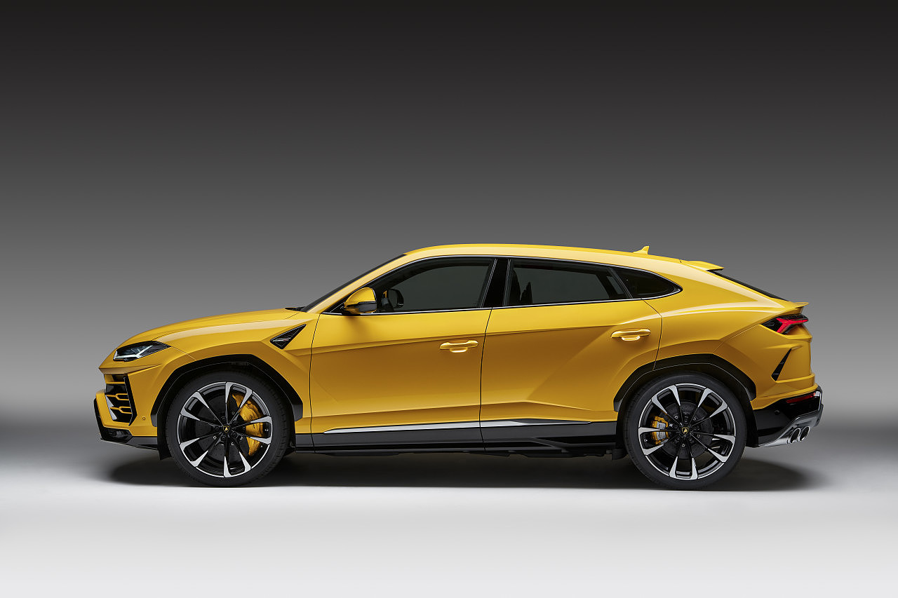 Yellow blue black，Sports car，Manage，Lamborghini，