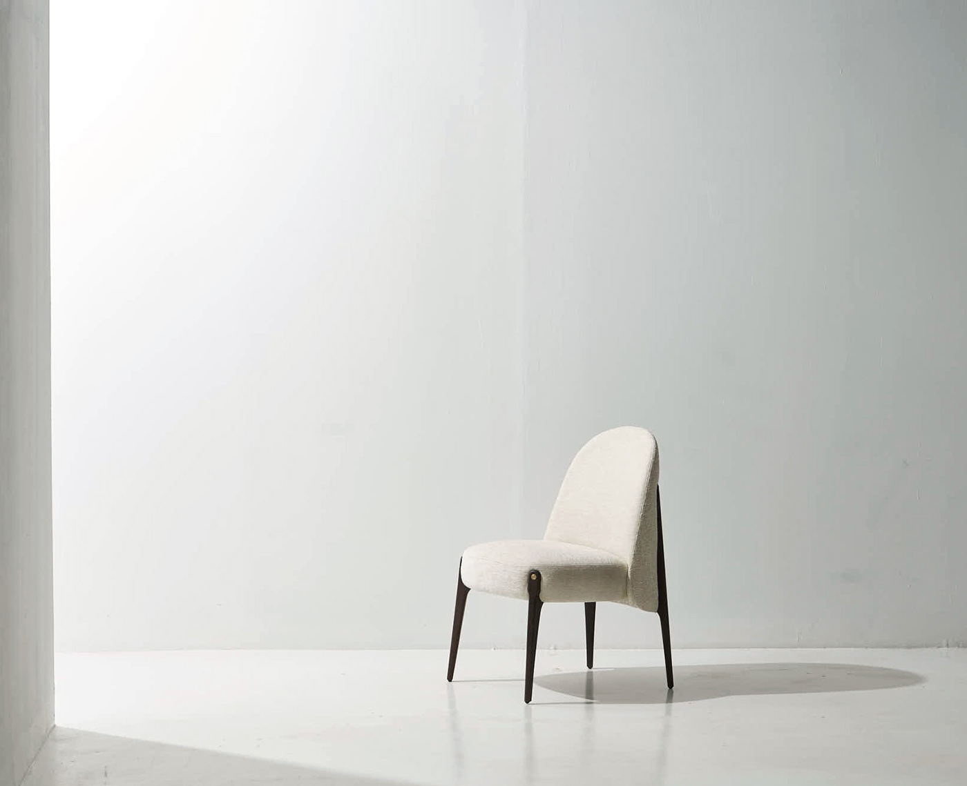 chair，oak，brass，