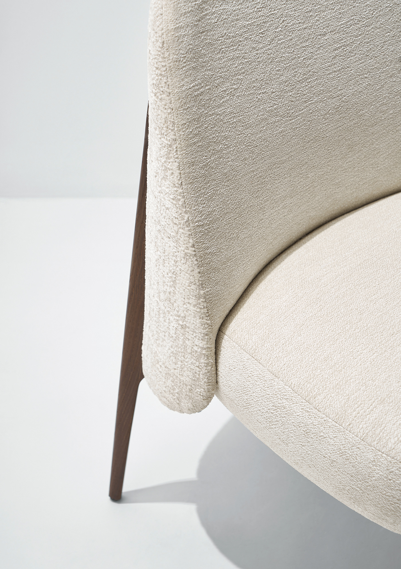 chair，oak，brass，