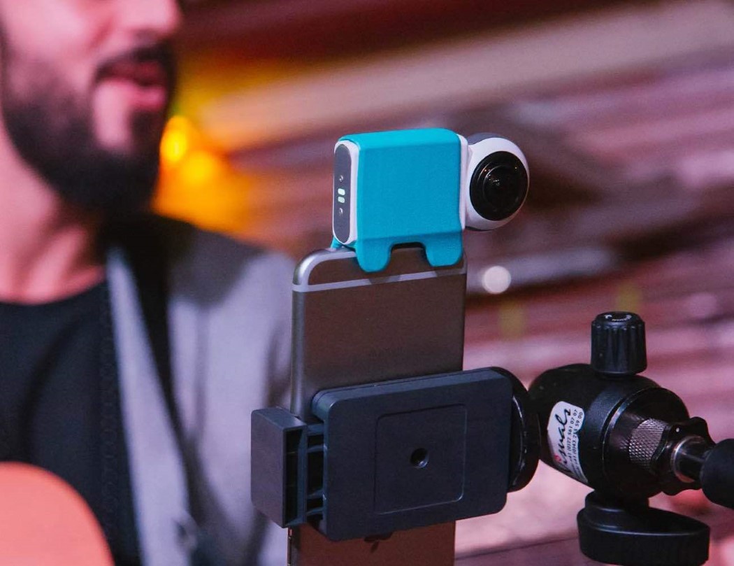 intelligence，mobile phone，rotate，360 degrees，shot，parts，