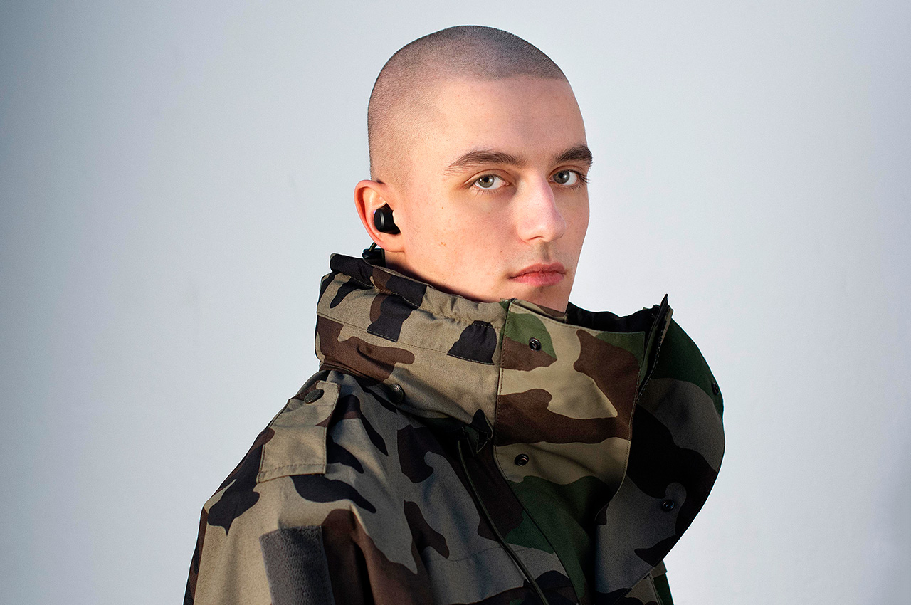 headset，wireless，black，intelligence，