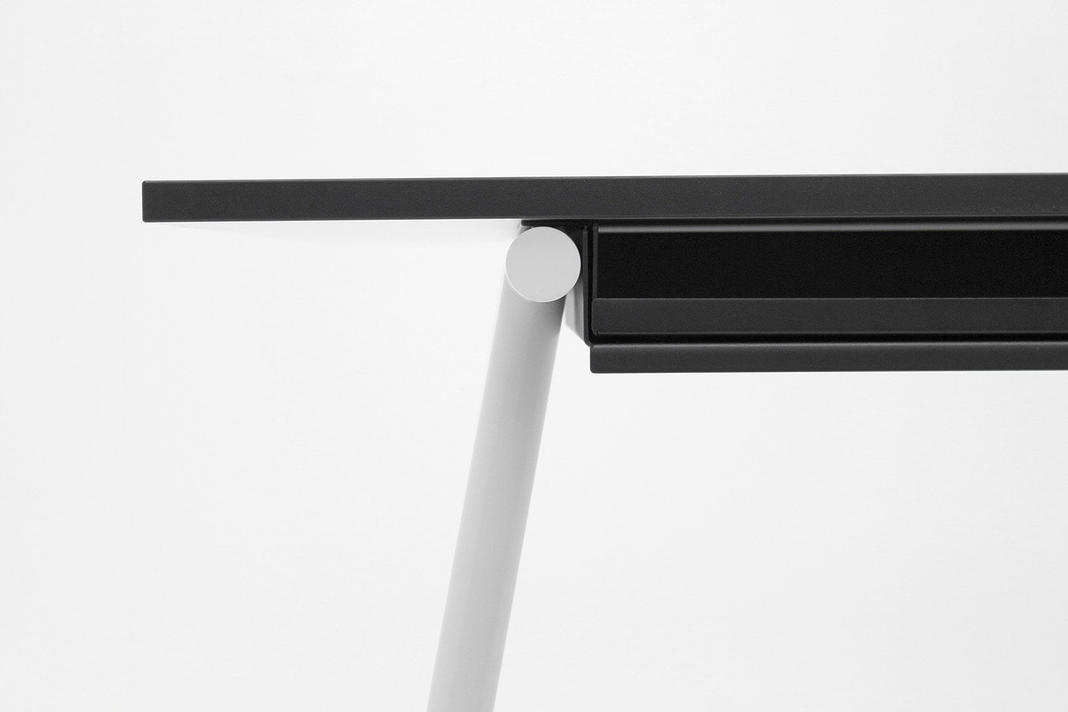 Table，Small，Storage space，steel，black，