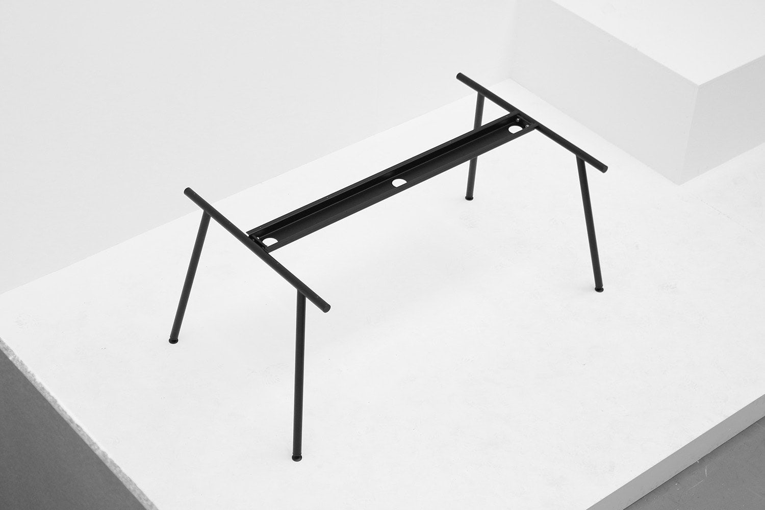 Table，Small，Storage space，steel，black，