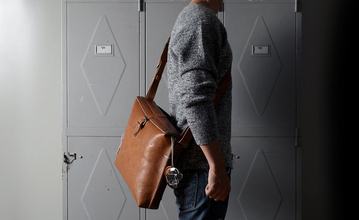 sound design ，portable，Bluetooth，AeroSkull，