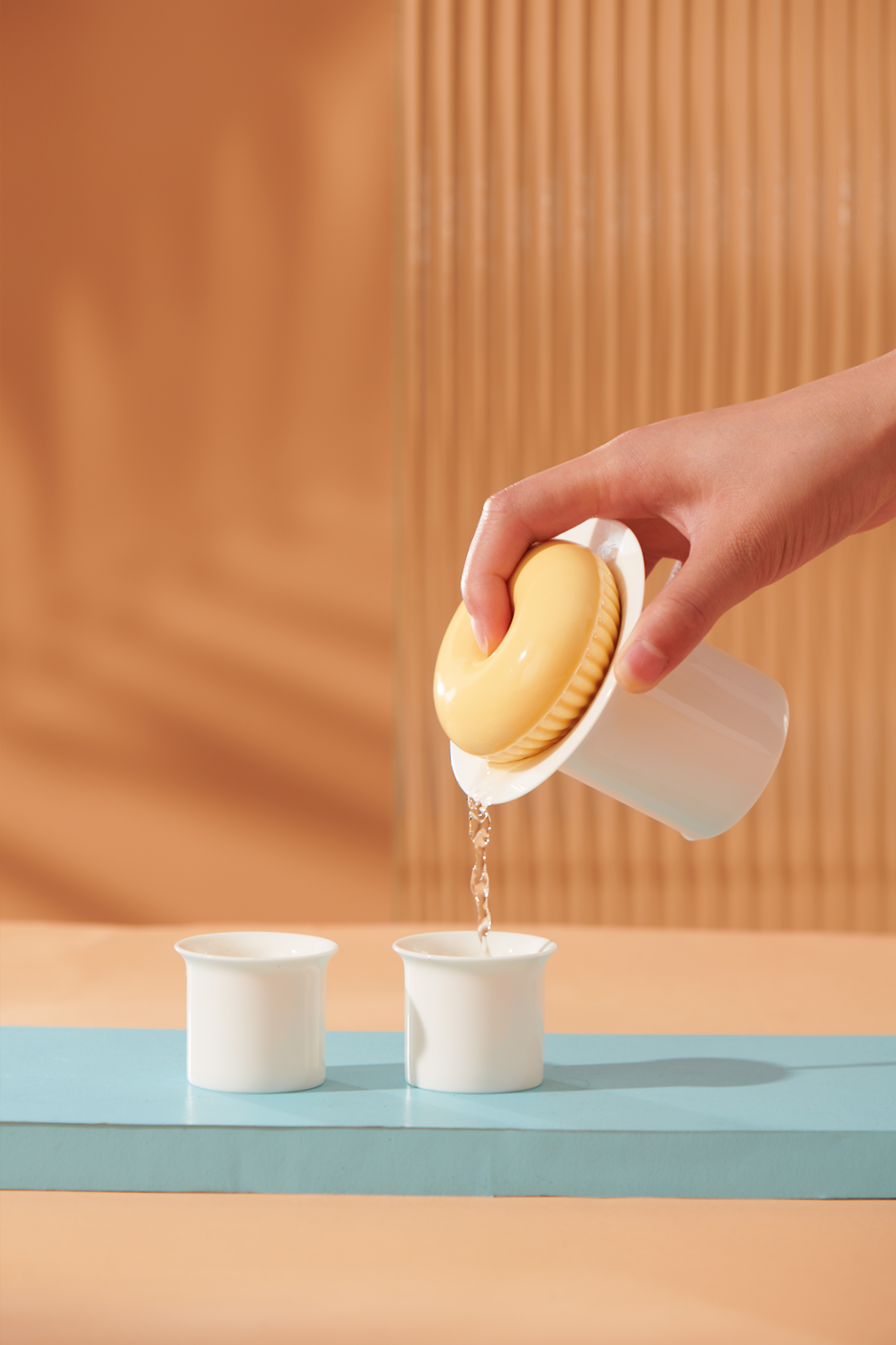 Tea set, doughnut, travel tea set，