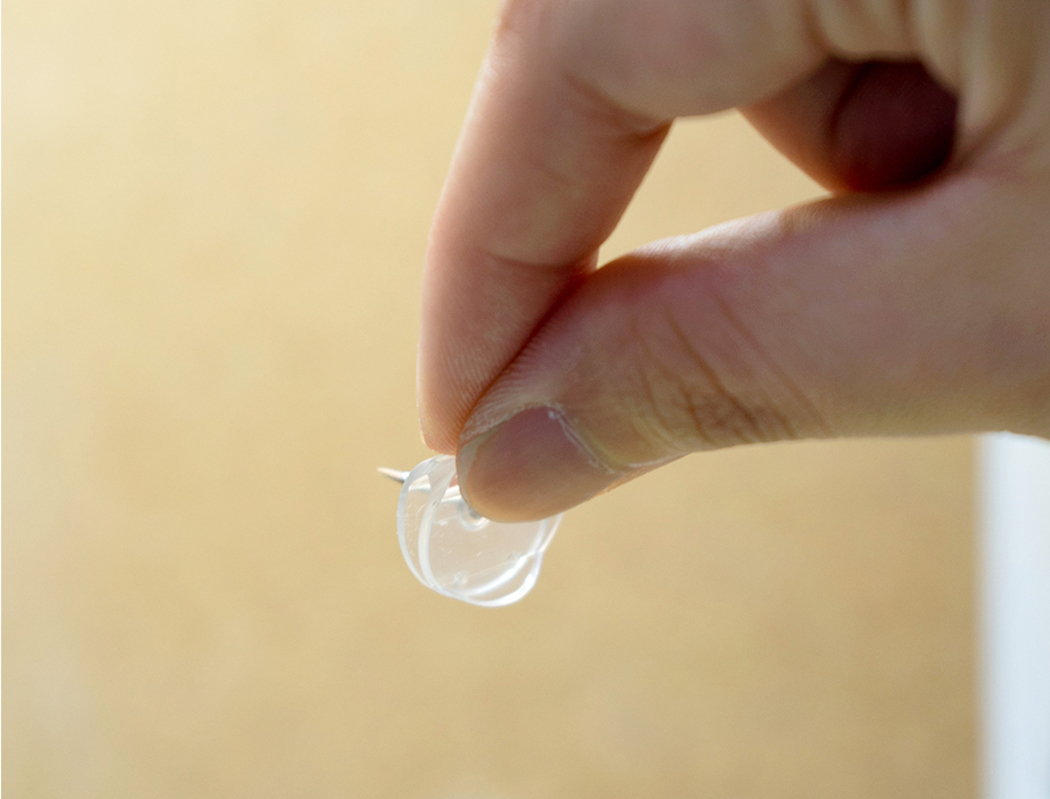 to work in an office，thumbtack，originality，colourful，multi-function，