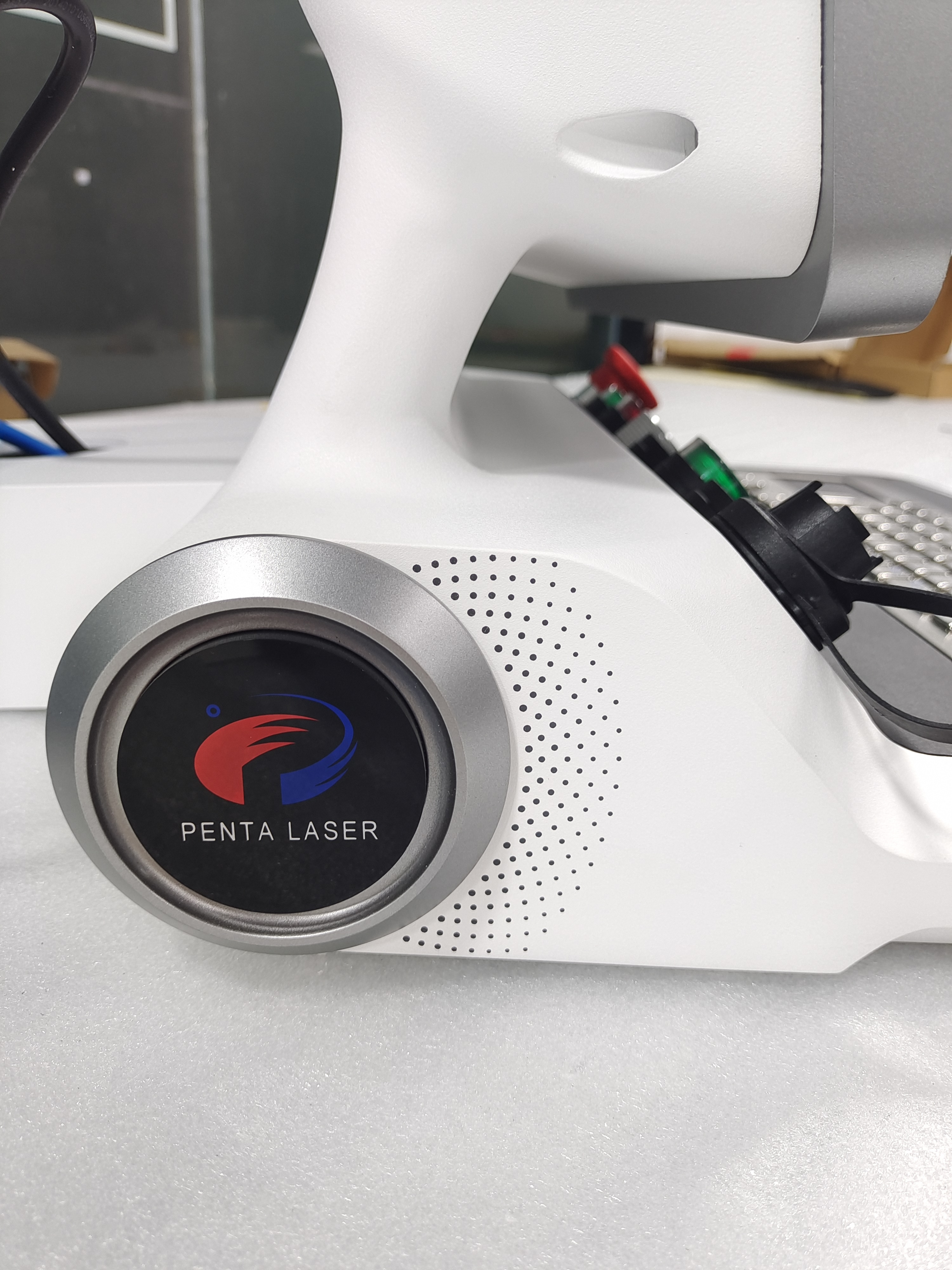 Machine tool console，