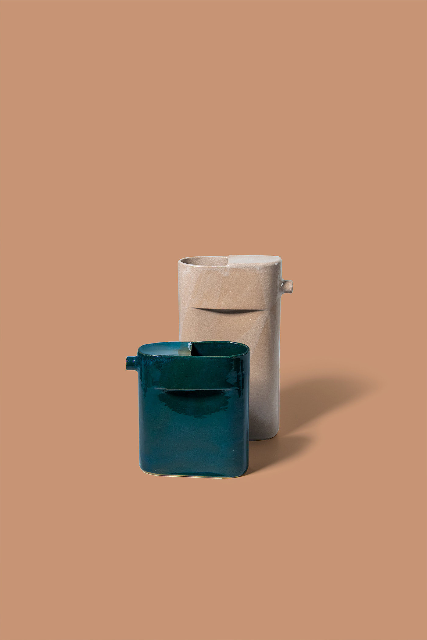 ceramics，Exhibition，a plate，Water cup，pot，