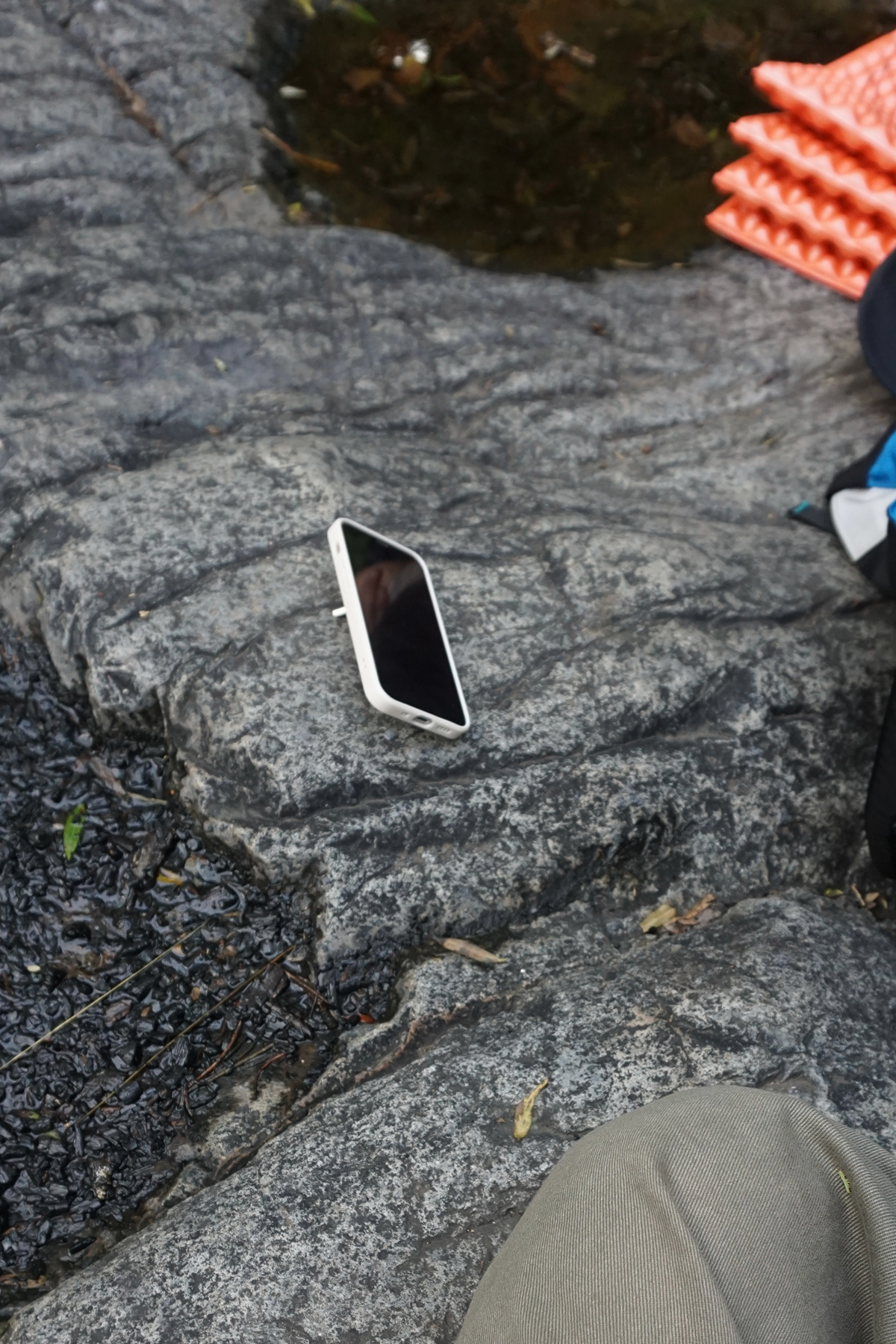 Mobile phone bracket，practical，tool，