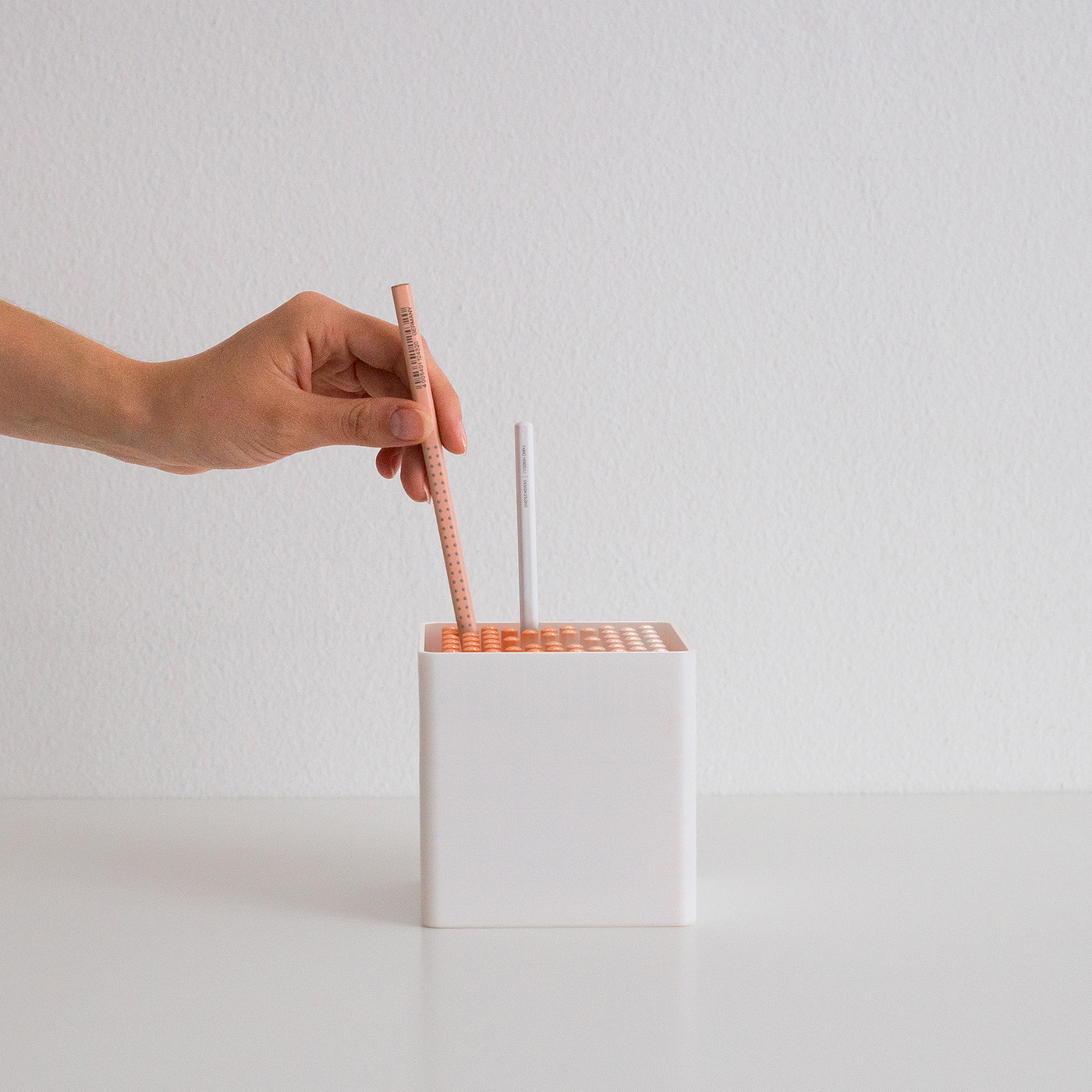 Box，pen container，pencil，