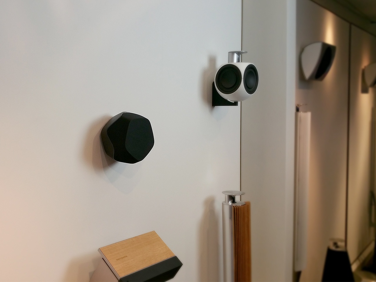 Home speaker，Beoplay S3，intelligence，b&o，