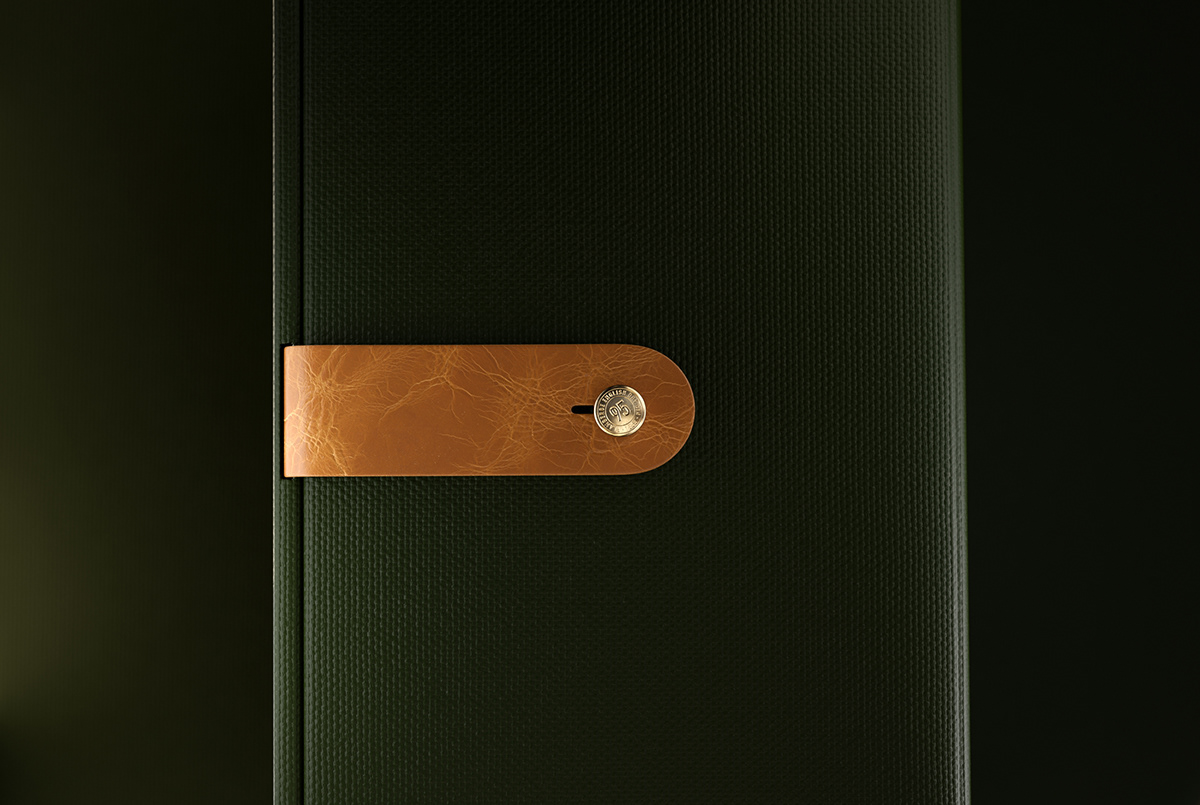 product design，The wine bottle，fire，