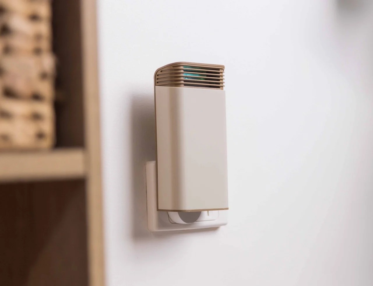 ，Hydroxyl and plasma purification technology，Portable and compact，air cleaner，Plug in，Hydroxyl + Plasma，