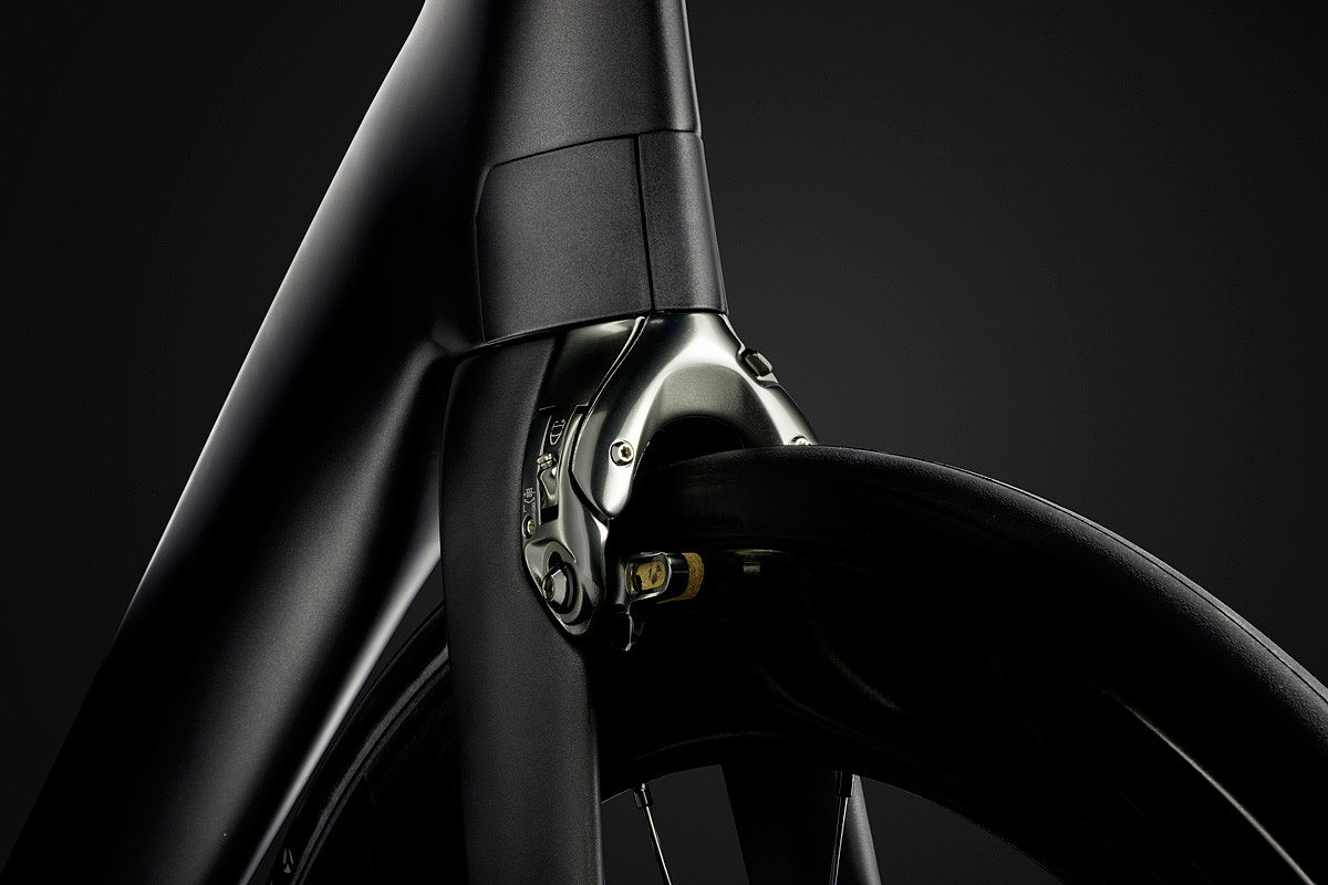 Bicycle，match，highway，speed，carbon fibre，