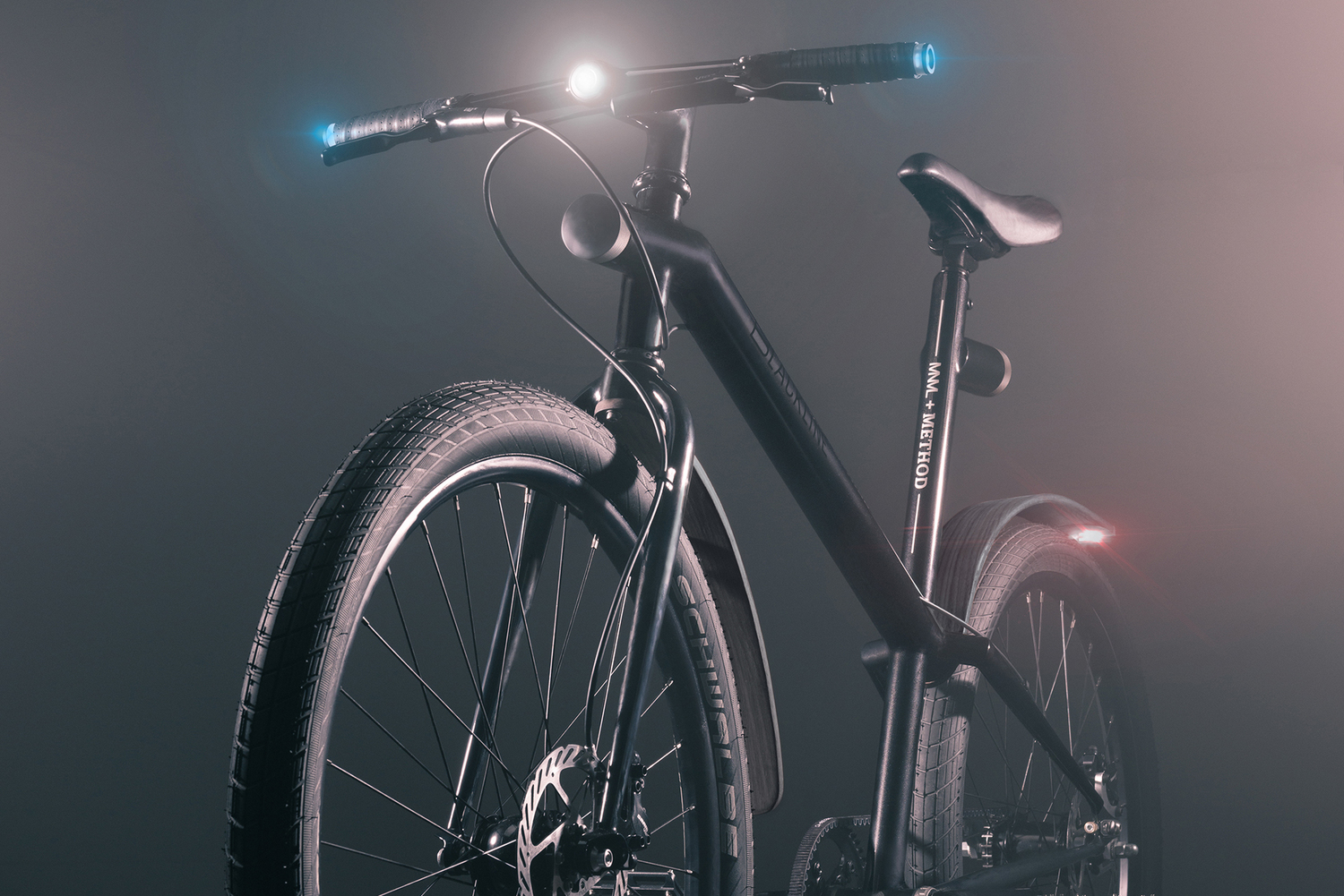 Bicycle，black，speed，U-lock，