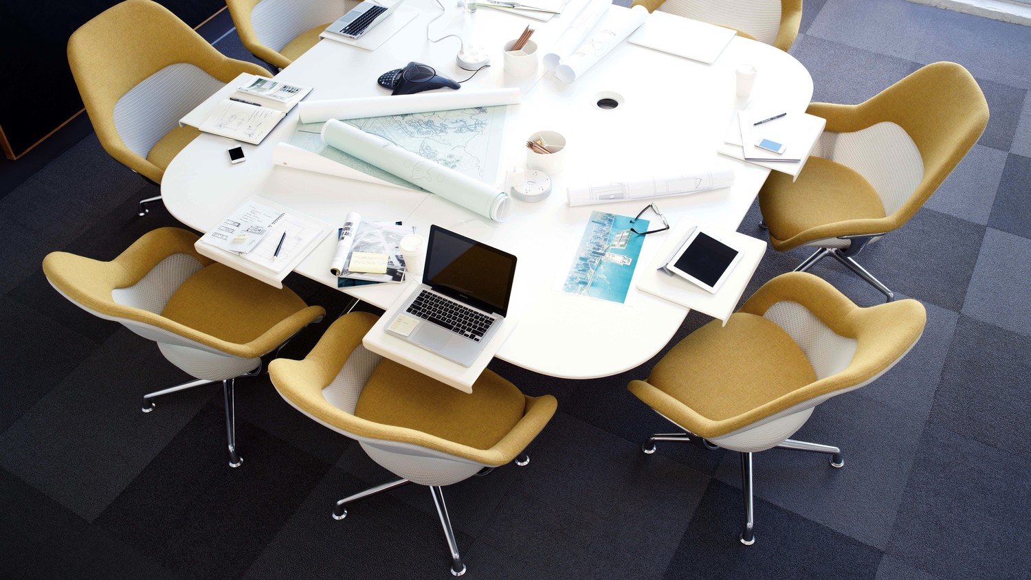 beautiful，to work in an office，sketch，chair，work，