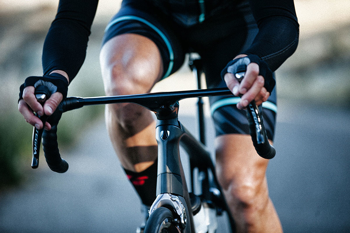 Bicycle，match，highway，speed，carbon fibre，