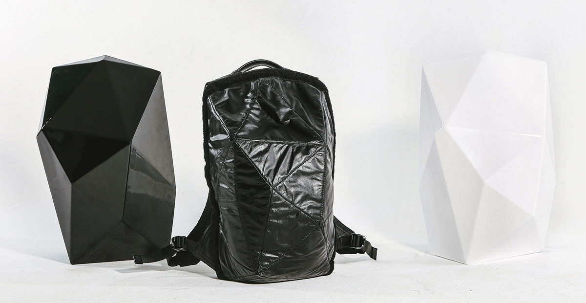 locomotive，Backpack，black，geometry，Acrylic，