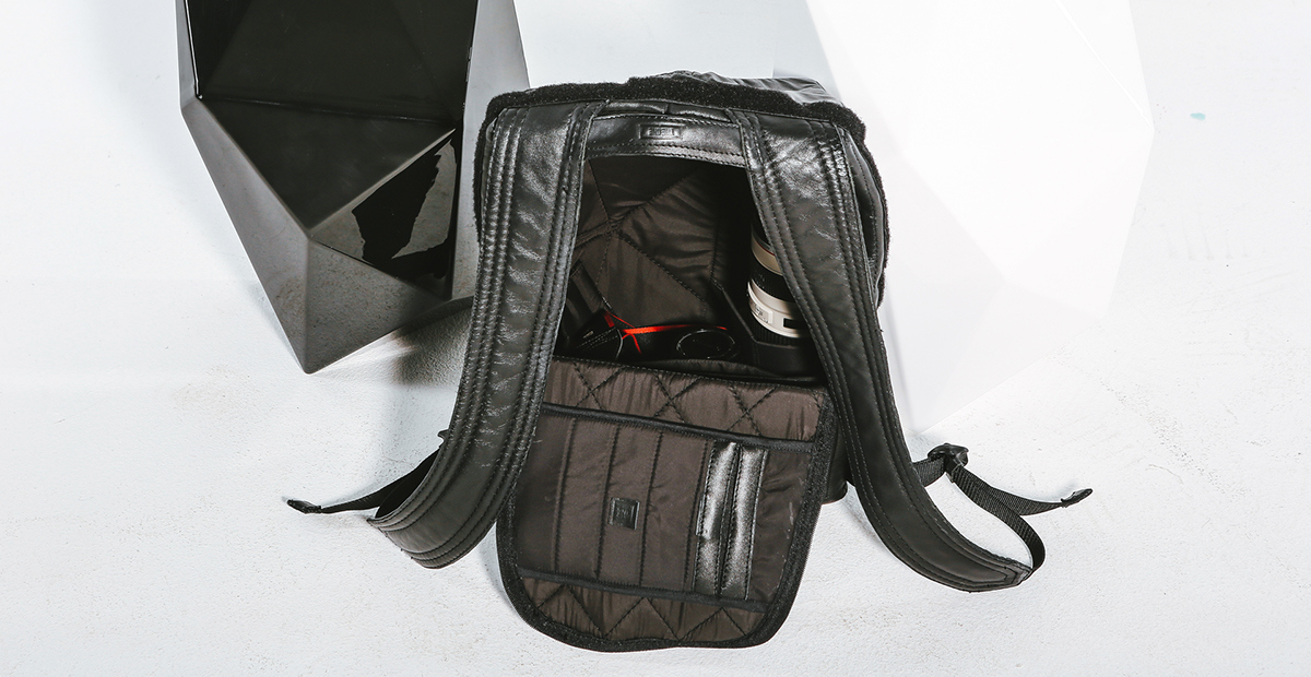 locomotive，Backpack，black，geometry，Acrylic，