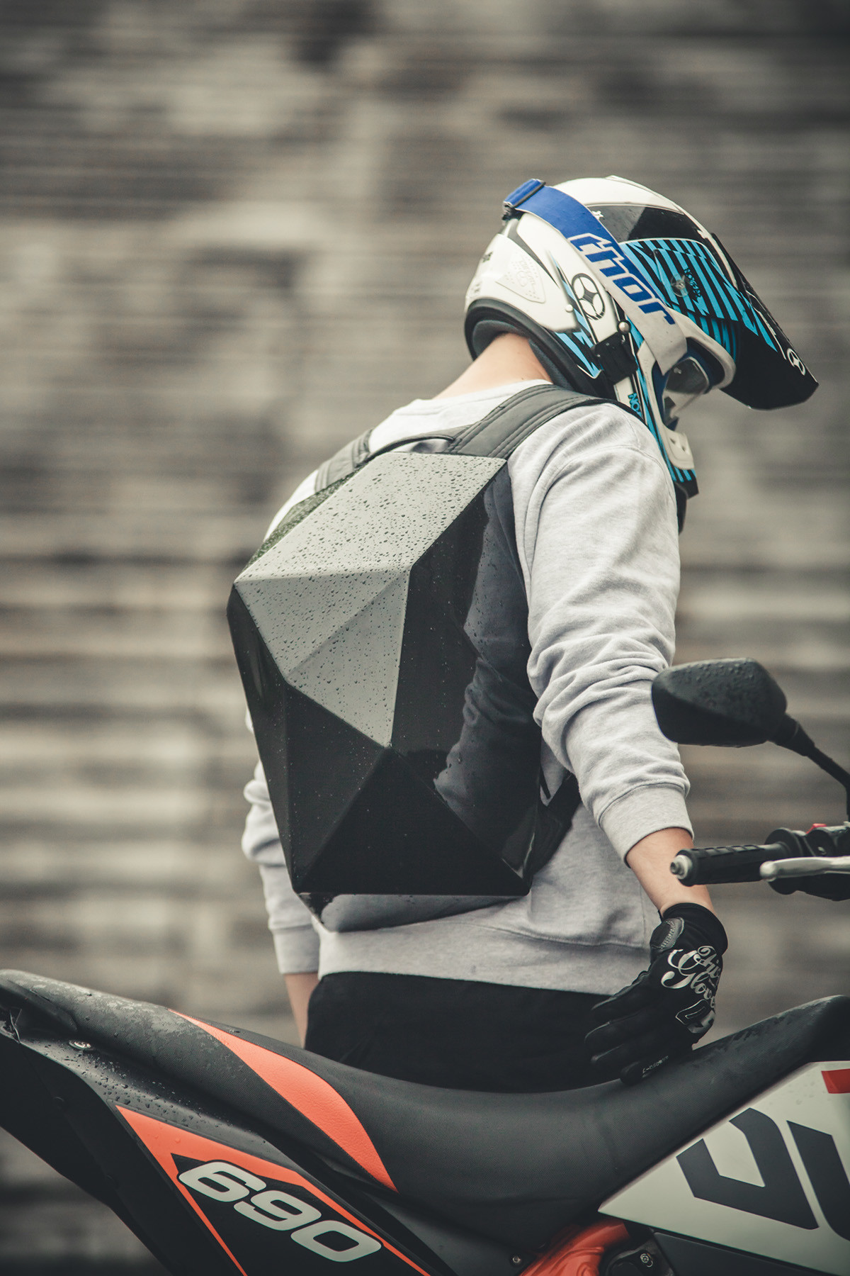 locomotive，Backpack，black，geometry，Acrylic，