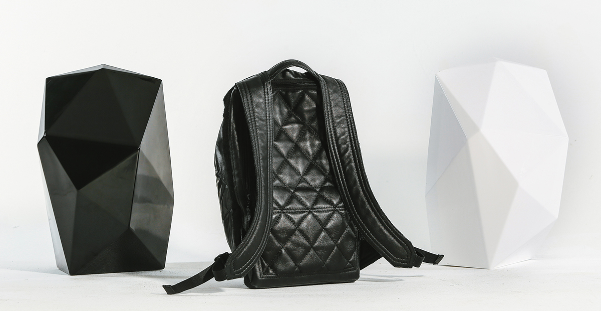 locomotive，Backpack，black，geometry，Acrylic，