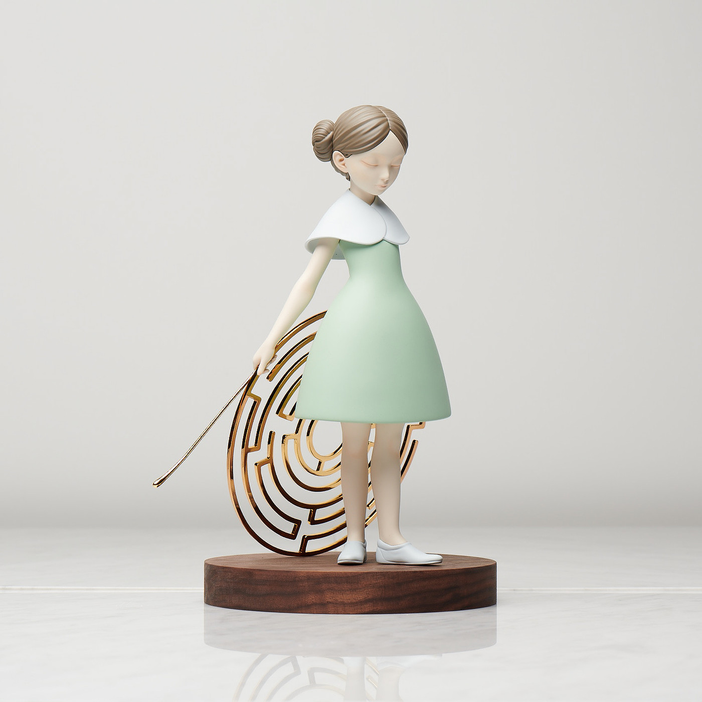 Maze，JAMES JEAN，Maze sculpture，Bronze carving，Little dancer，