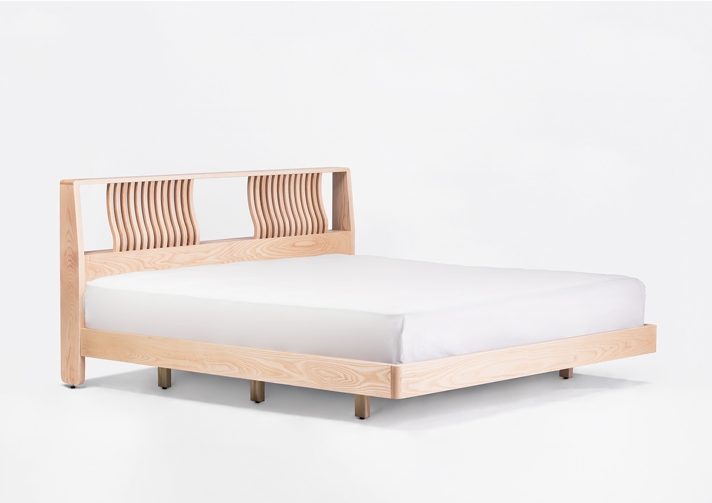 Bed，I am，furniture，woodiness，