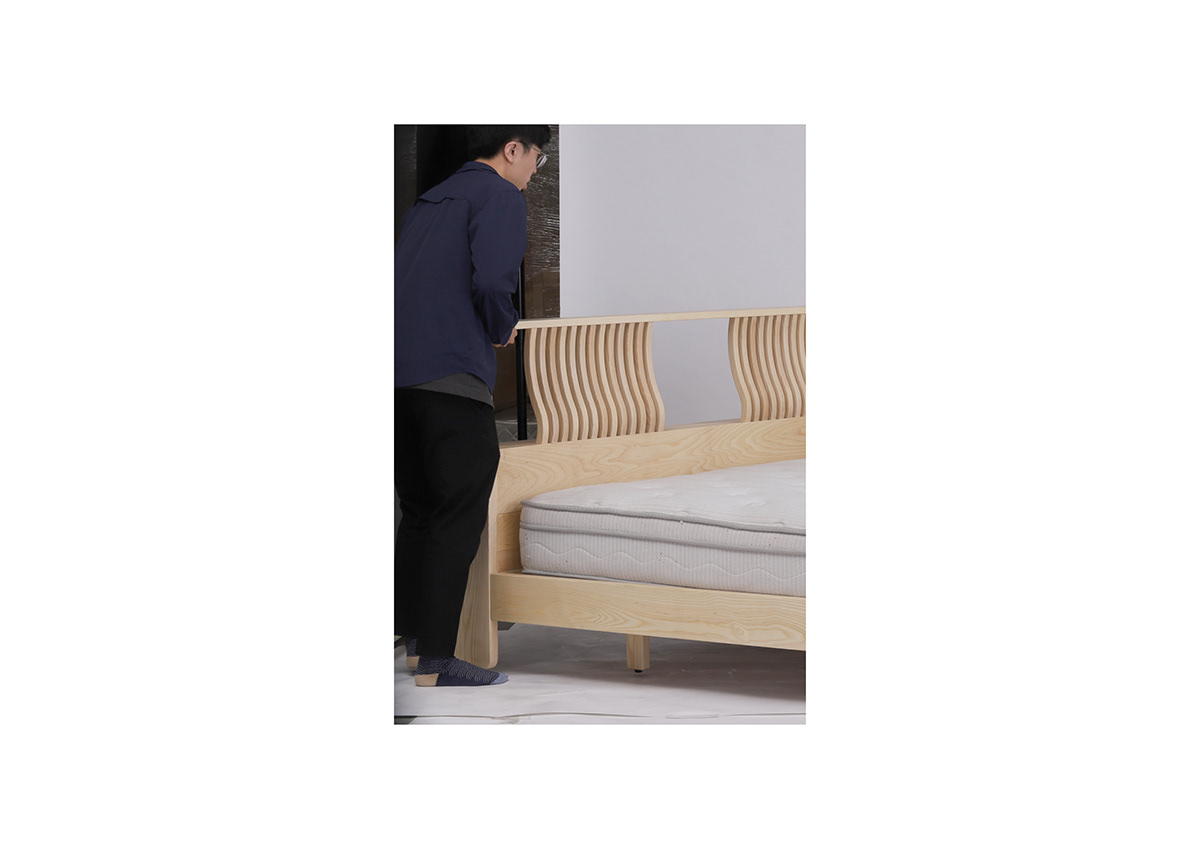 Bed，I am，furniture，woodiness，