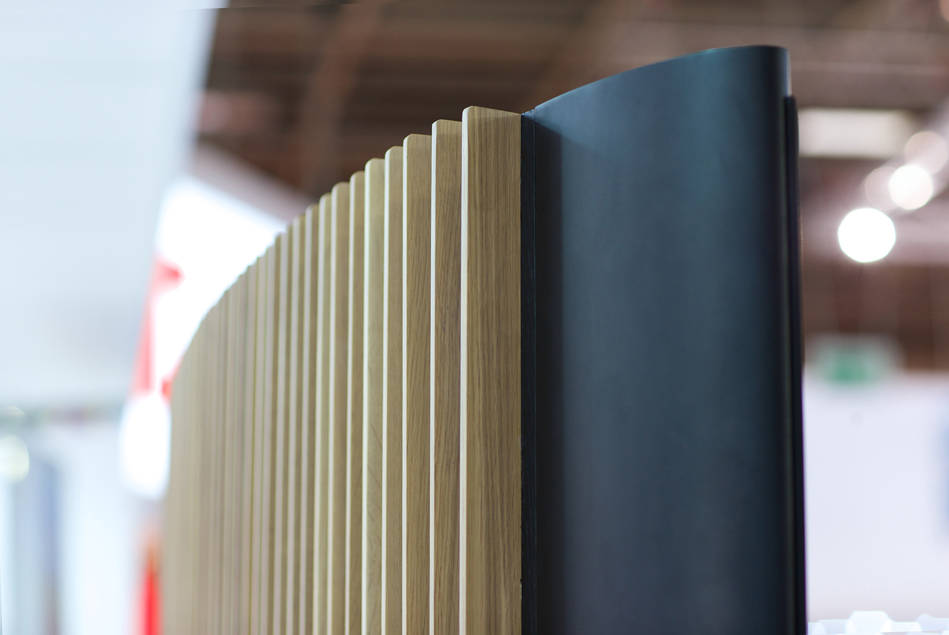 curvature，Television，Concrete，wood，