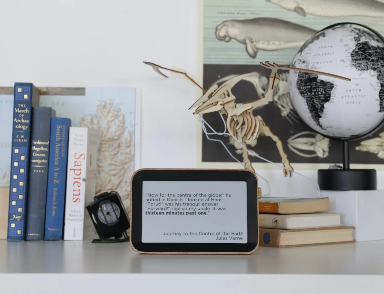 Clock，read，literature，