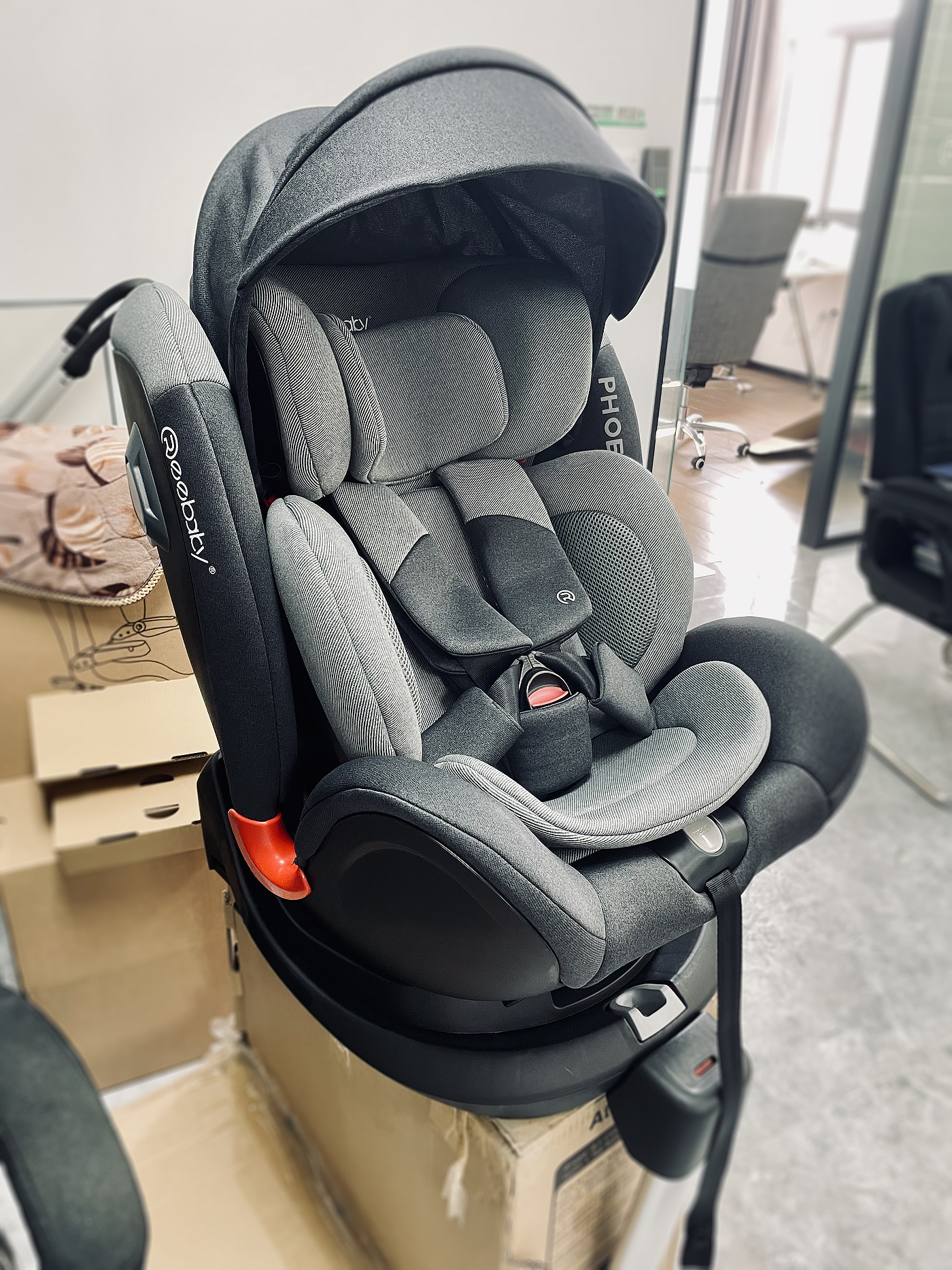 vehicle-use child safety seats，keyshot，rhino，