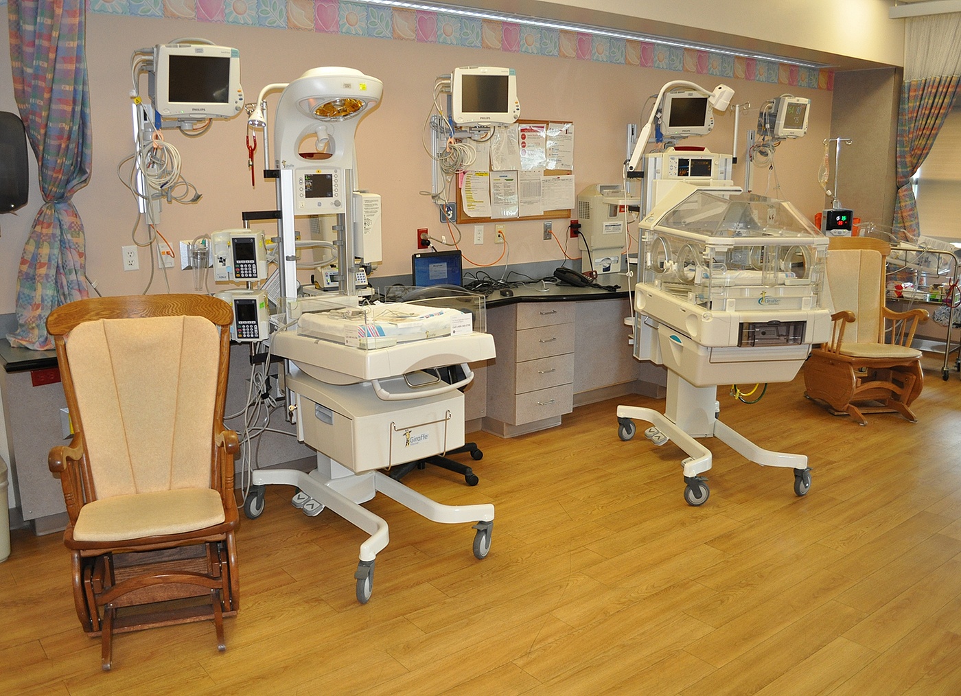 Medical equipment，product design，industrial design，NICU，2016if Award，
