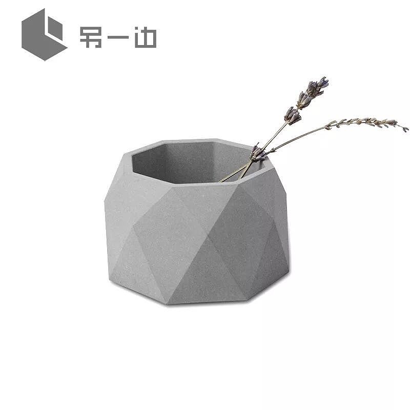 Cement flowerpots that can be used as ashtrays!，