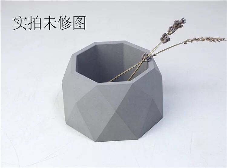 Cement flowerpots that can be used as ashtrays!，