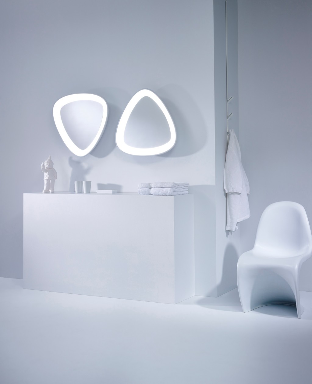 Karim，product，white，